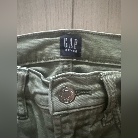 Gap True Skinny - Picture 3 of 5